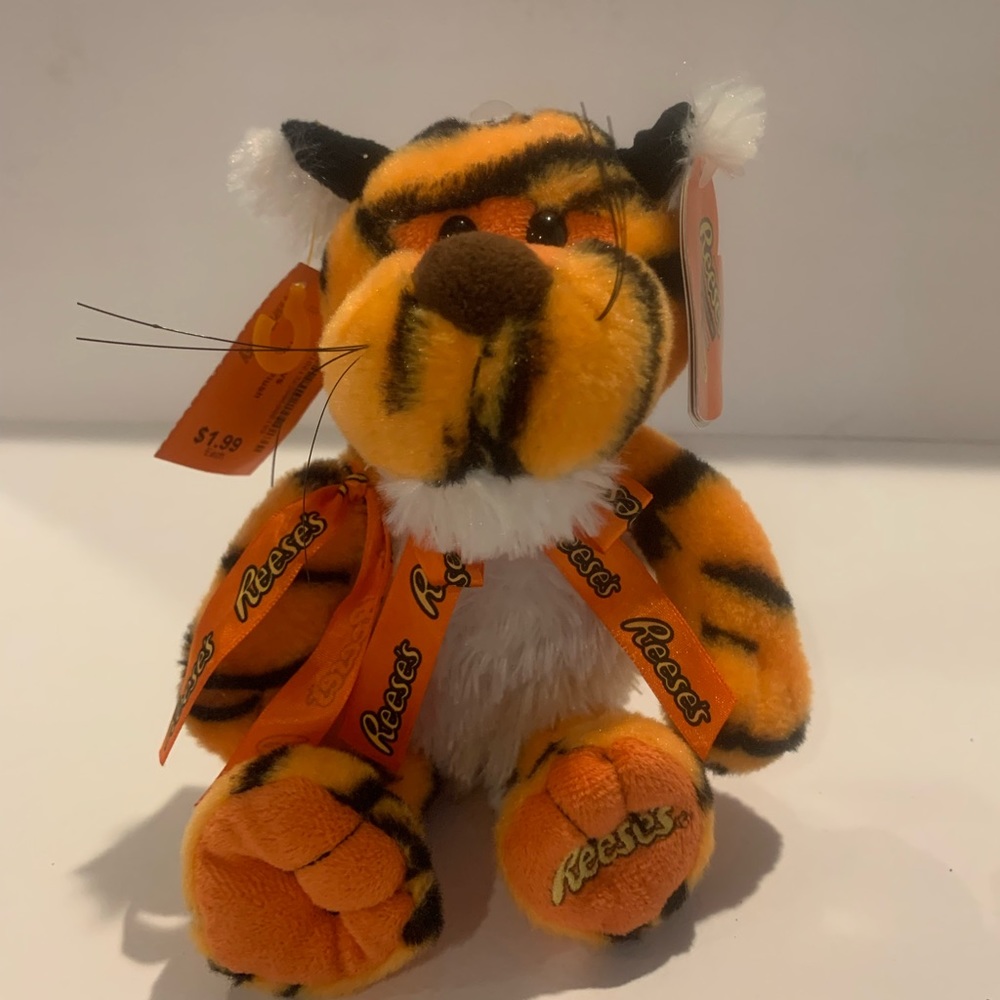 Singing Reeses Galerie Tiger Sings Candy Orange Stripes Stuffed Plush Toy WORKS